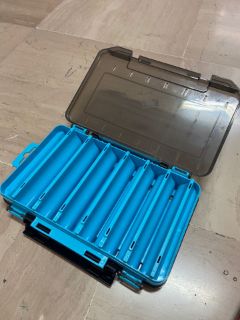 Immagine di Kingdom Double Layer Lure Box 14 Compartments 20x13,5x3,5cm